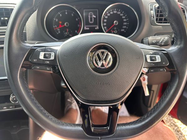 VW POLO 2016 1.2 TSI AUTO HIGHLINE 358136980