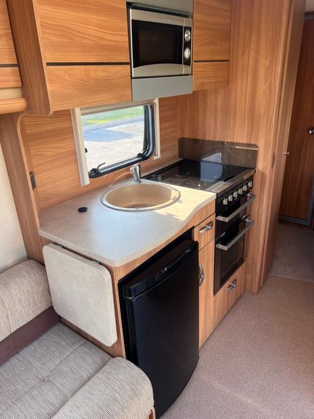 ✨STUNNING SWIFT CHALLENGER SPORT 4 BERTH✨ 358173037