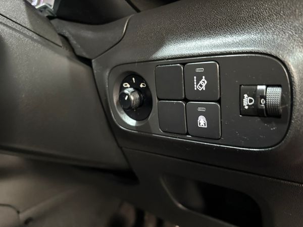2017 Citreon C3 Flair Bluetech 1.2 NCT 08/27 358191949