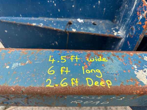 TIPPING BOAT SKIP.....4398 358204395