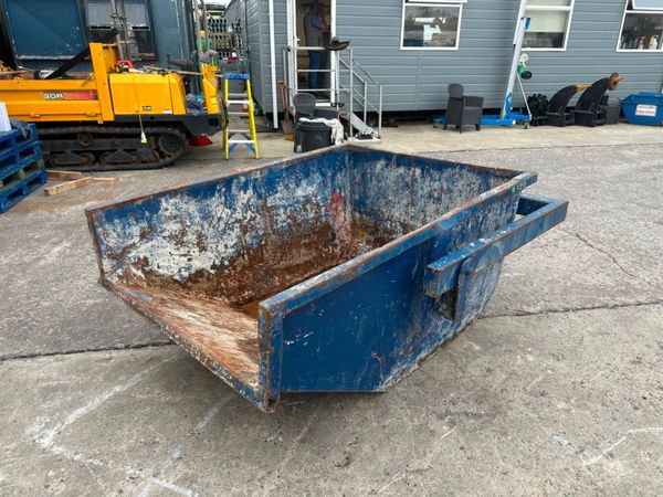 TIPPING BOAT SKIP.....4398 358204397