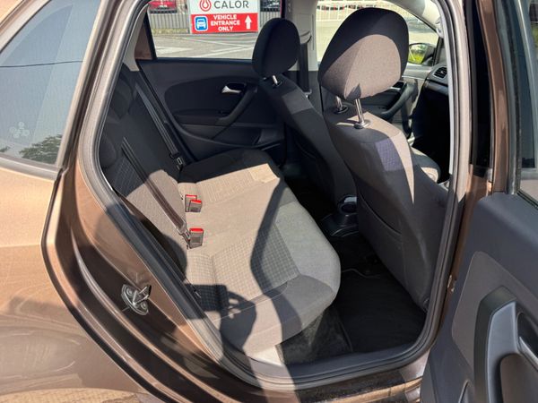 Volkswagen Polo 2015 Auto 358224324