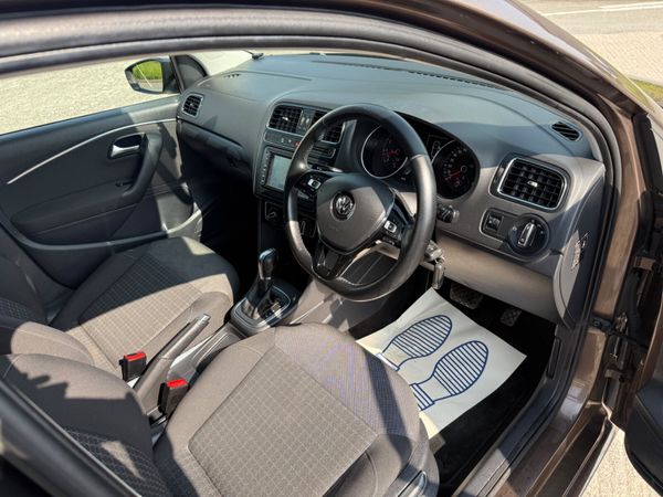 Volkswagen Polo 2015 Auto 358224320