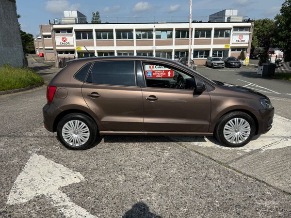 Volkswagen Polo 2015 Auto 358224342