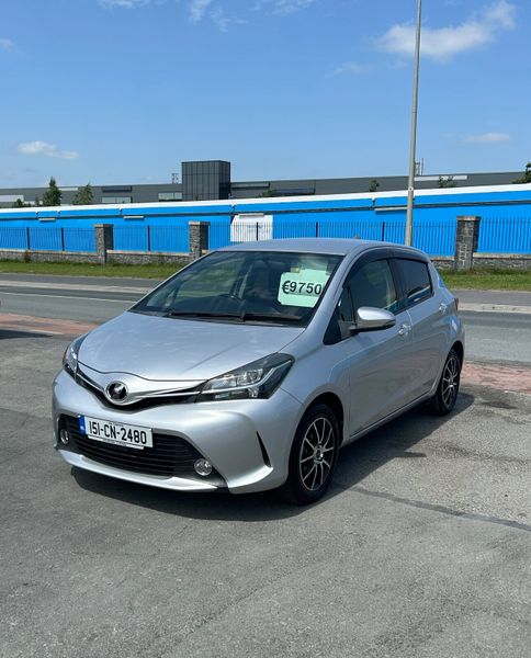 2015 Toyota Vitz 1.3 Petrol Auto low kms HIGH SPEC 358237170