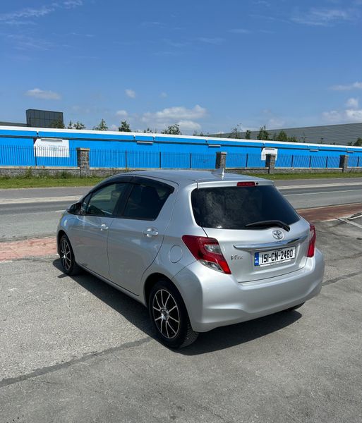 2015 Toyota Vitz 1.3 Petrol Auto low kms HIGH SPEC 358237181