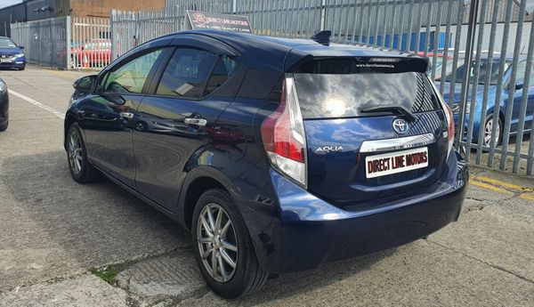 2017 TOYOTA AQUA HYBRID AUTOMATIC 358248709