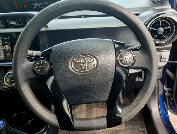2017 TOYOTA AQUA HYBRID AUTOMATIC 358248723