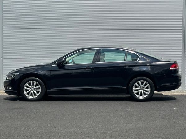 Passat 2.0 TDI Auto CL *LowKMS 358263760