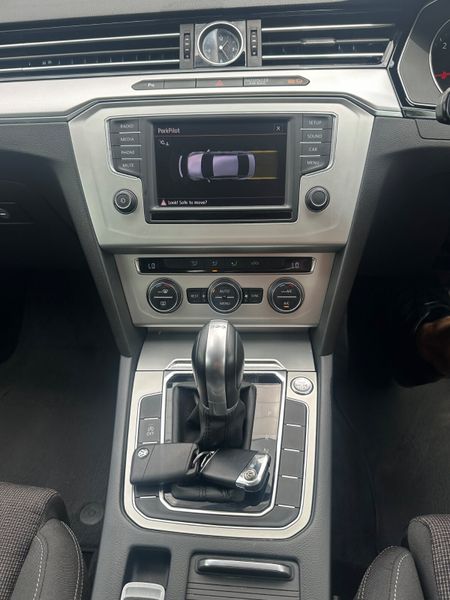 Passat 2.0 TDI Auto CL *LowKMS 358263805