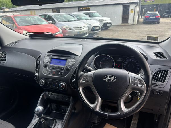 Beautiful Hyundai ix35 New NCT Warranty 358378591