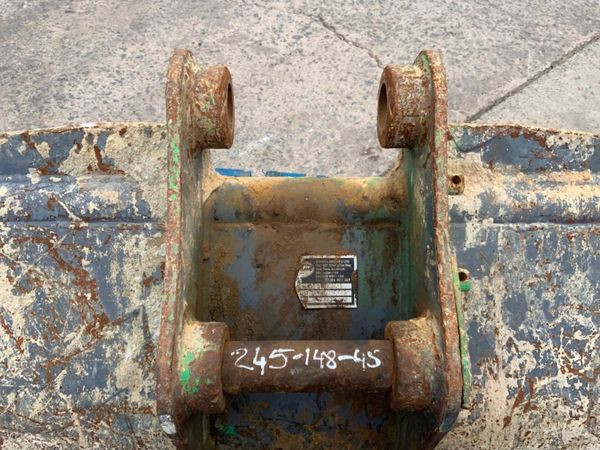 60" STRICKLAND GRADING BUCKET...45mm PINS..689-2 358406341