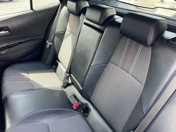 2022 Toyota Corolla GR Sport 1.8 CVT Hybrid 358408103