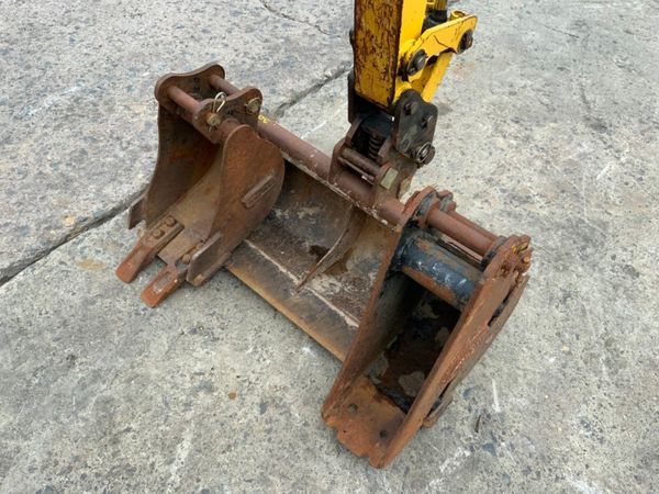 2019 YANMAR Sv08 MICRO DIGGER.....1040hrs....1917. 358415457