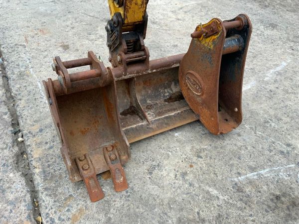 2019 YANMAR Sv08 MICRO DIGGER.....1040hrs....1917. 358415480