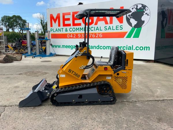 BISON TEK  COMPACT SKID STEER LOADER.....1536. 358411908