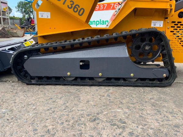 BISON TEK  COMPACT SKID STEER LOADER.....1536. 358411909