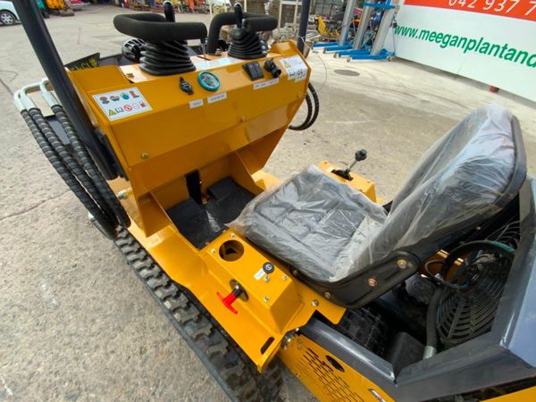 BISON TEK  COMPACT SKID STEER LOADER.....1536. 358411926