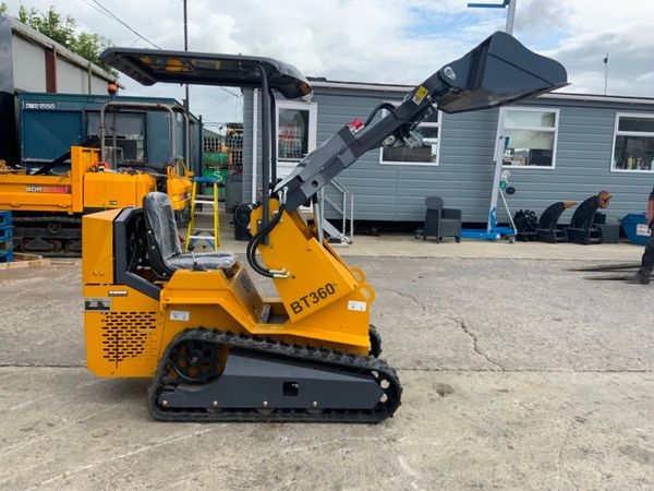 BISON TEK  COMPACT SKID STEER LOADER.....1536. 358411923