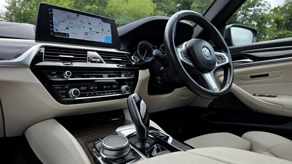 🔥 2017 BMW 520D M-Sport/Fully Loaded 358463213