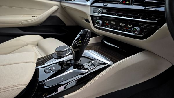 🔥 2017 BMW 520D M-Sport/Fully Loaded 358463239