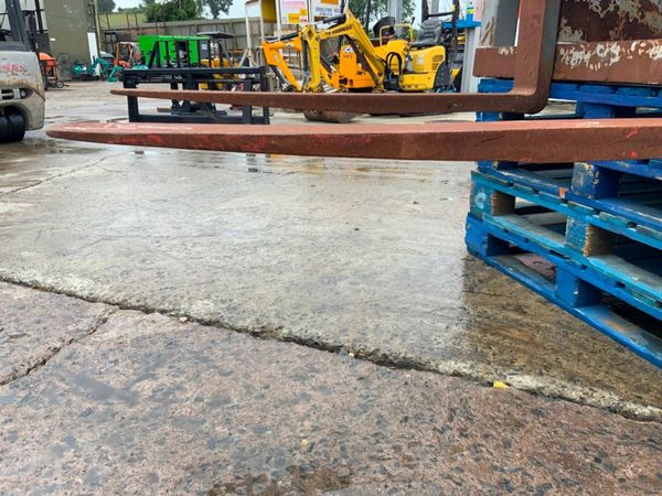 2020 PALLET FORK ATTACHMENT...90mm PINS......3536. 358496197