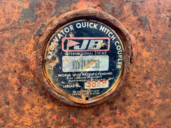 DOUBLE LOCK HYDRAULIC QUICK HITCH....65mm PINS... 358505076