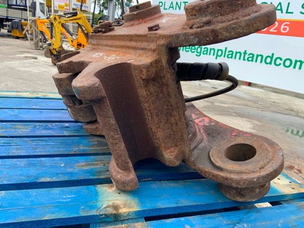 DOUBLE LOCK HYDRAULIC QUICK HITCH....65mm PINS... 358505079