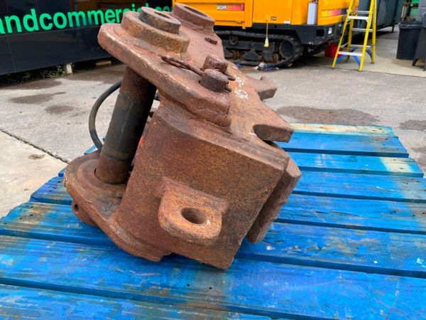 DOUBLE LOCK HYDRAULIC QUICK HITCH....65mm PINS... 358505083