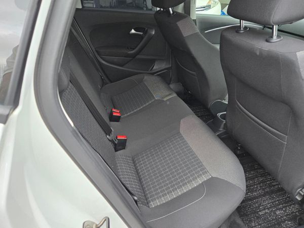2016 Volkswagen Polo 1.2 Tsi Automatic 358520780