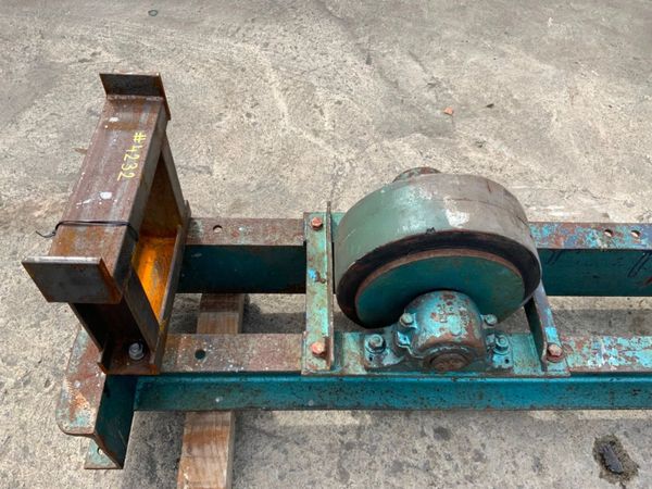 WELDING ROTATOR / POSITIONER ROLLERS......240v. 358536541