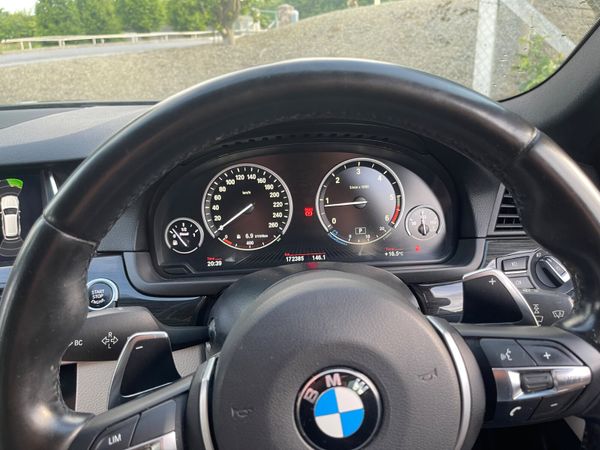 BMW 5-Series M sport  2016 358584913