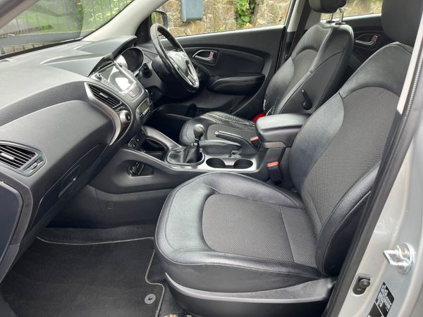 Hyundai ix35 ** ON HOLD 358607495