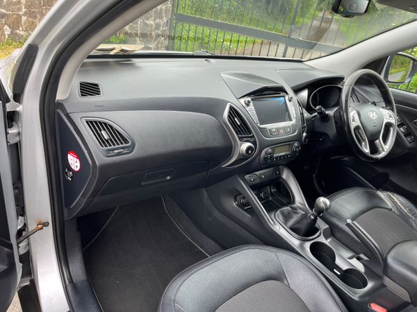 Hyundai ix35 ** ON HOLD 358607493