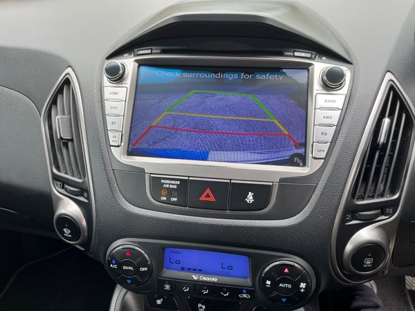 Hyundai ix35 ** ON HOLD 358607500