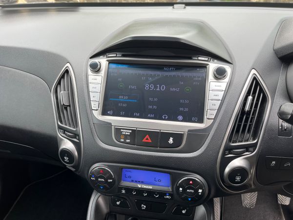 Hyundai ix35 ** ON HOLD 358607501