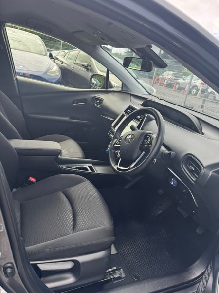 TOYOTA PRIUS HYBRID AUTOMATIC 358601857