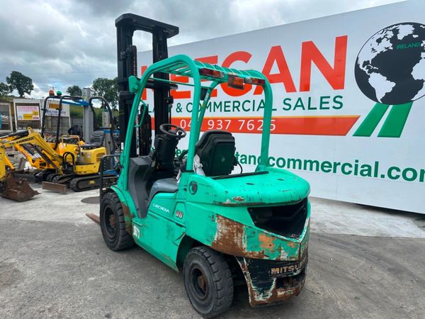 2009 MITSUBISHI 3 TON FORKLIFT....3 STAGE MAST 358695370
