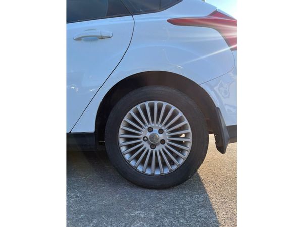 Ford Focus 1.6 Tdci Edge Econetic 1 105PS 5DR 358735346