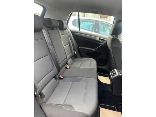 Volkswagen Golf 1.4 TSI 90 Comfortline 5DR 358735432