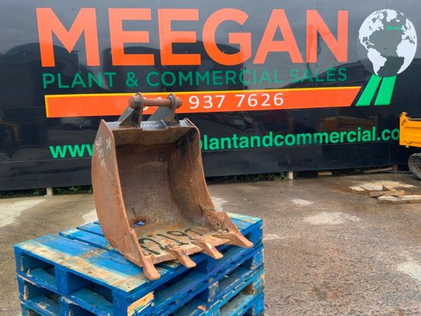 24" DIGGING BUCKET....45mm PINS.....JCB 3CX...... 358732928