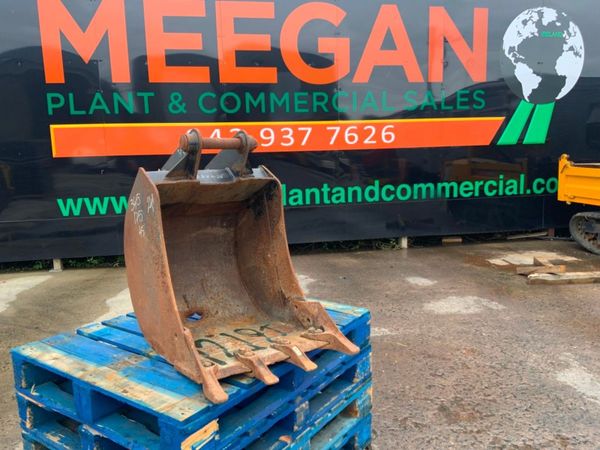 24" DIGGING BUCKET....45mm PINS.....JCB 3CX...... 358732921