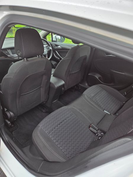2019 VAUXHALL ASTRA 1.6CDTI SRI 136BHP 358747959