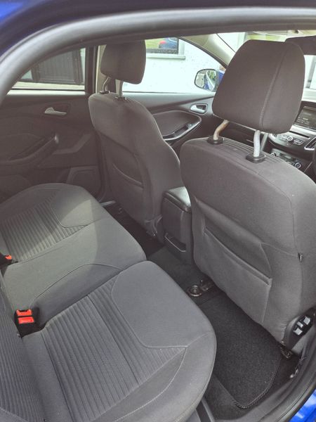2015 FORD FOCUS ZETEC NAV 1.5TDCI 120BHP 358749491