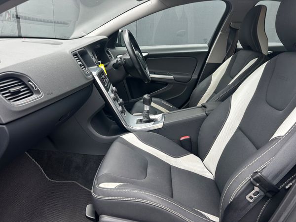 2013 VOLVO S60 R DESIGN 1.6d D2 358740845