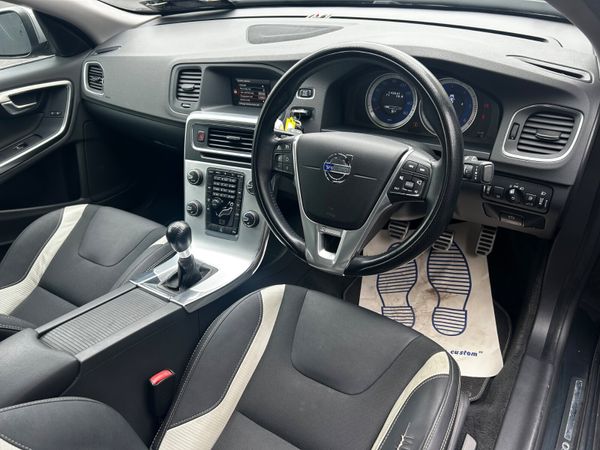 2013 VOLVO S60 R DESIGN 1.6d D2 358740856