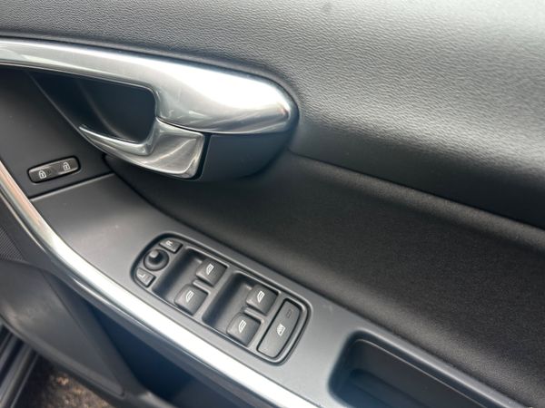 2013 VOLVO S60 R DESIGN 1.6d D2 358740860