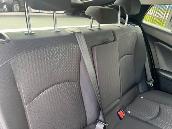TOYOTA PRIUS 2018, 1.8 HYBRID AUTO LOW KMS 358771014