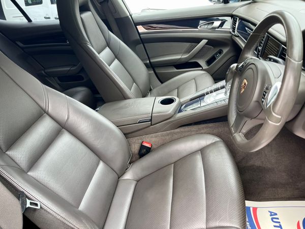 Porsche Panamera 3.0 (FACELIFT/NEW NCT/TAX) 358826919
