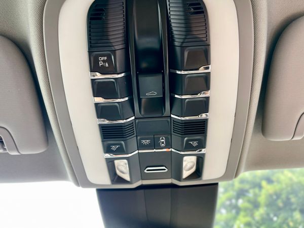 Porsche Panamera 3.0 (FACELIFT/NEW NCT/TAX) 358826928